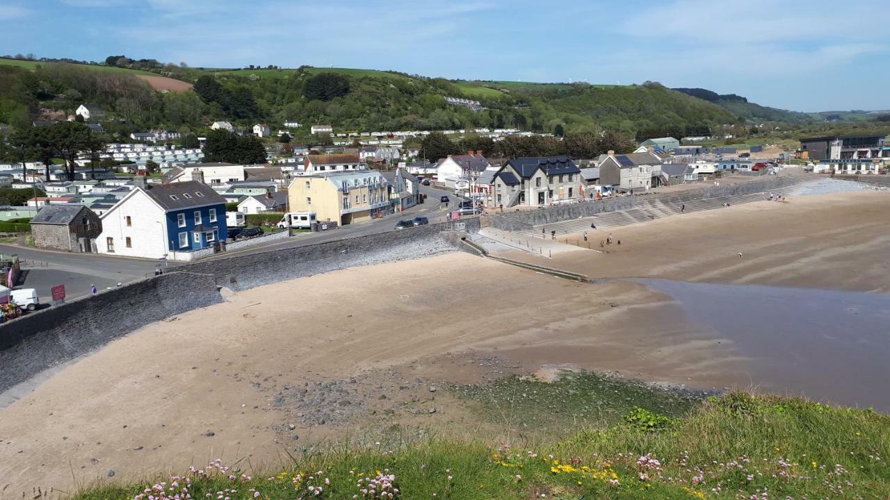Pendine Sands Guest House Экстерьер фото